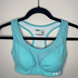 NEW WITHOUT TAGS Fila sports bra 😍